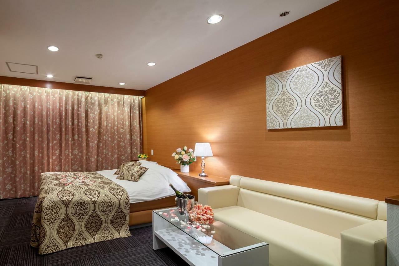 Restay Hiroshima (Adults Only) Ngoại thất bức ảnh